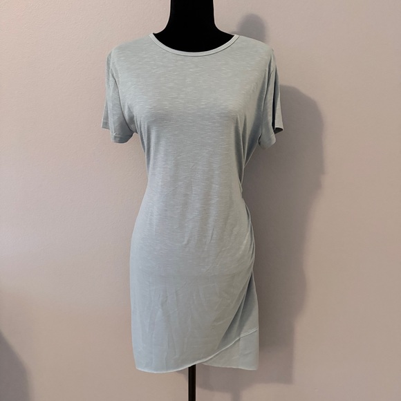 Light Green Short Sleeve Dress - Picture 1 of 5